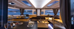 Zapraszamy na pokład katamaranu Fountaine Pajot HELIA 44 na Sardynię!